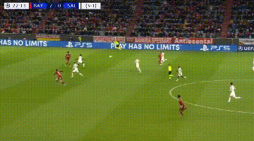 WTT总决赛：孙颖莎4-0横扫王艺迪，晋级八强